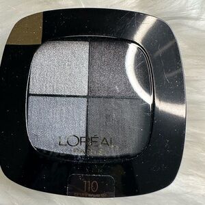 💚4/$10 L'Oreal Silver Smoke Eyeshadow Palette